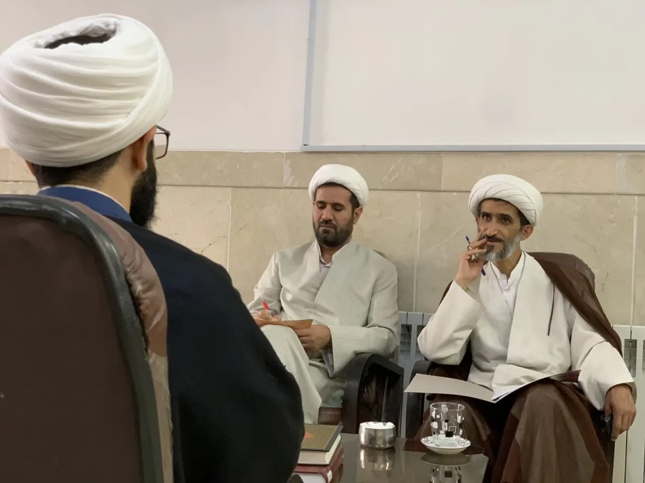 مصاحبه داوطلبان پنجمین دوره سطح سه (کارشناسی ارشد) رشته تخصصی معارف نماز انجام شد