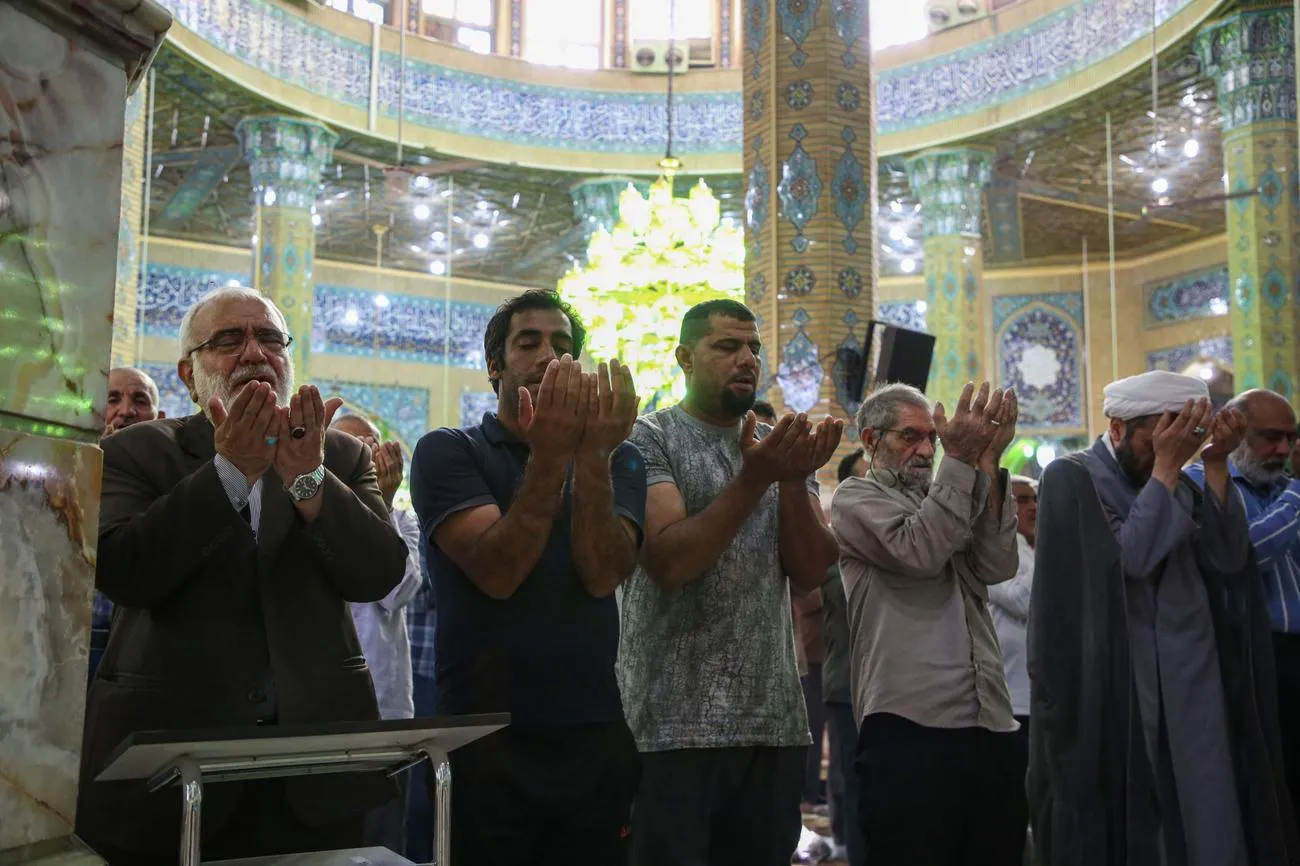 اقامه نماز عید سعید قربان در حرم مطهر حضرت فاطمه معصومه(س) و مسجد مقدس جمکران