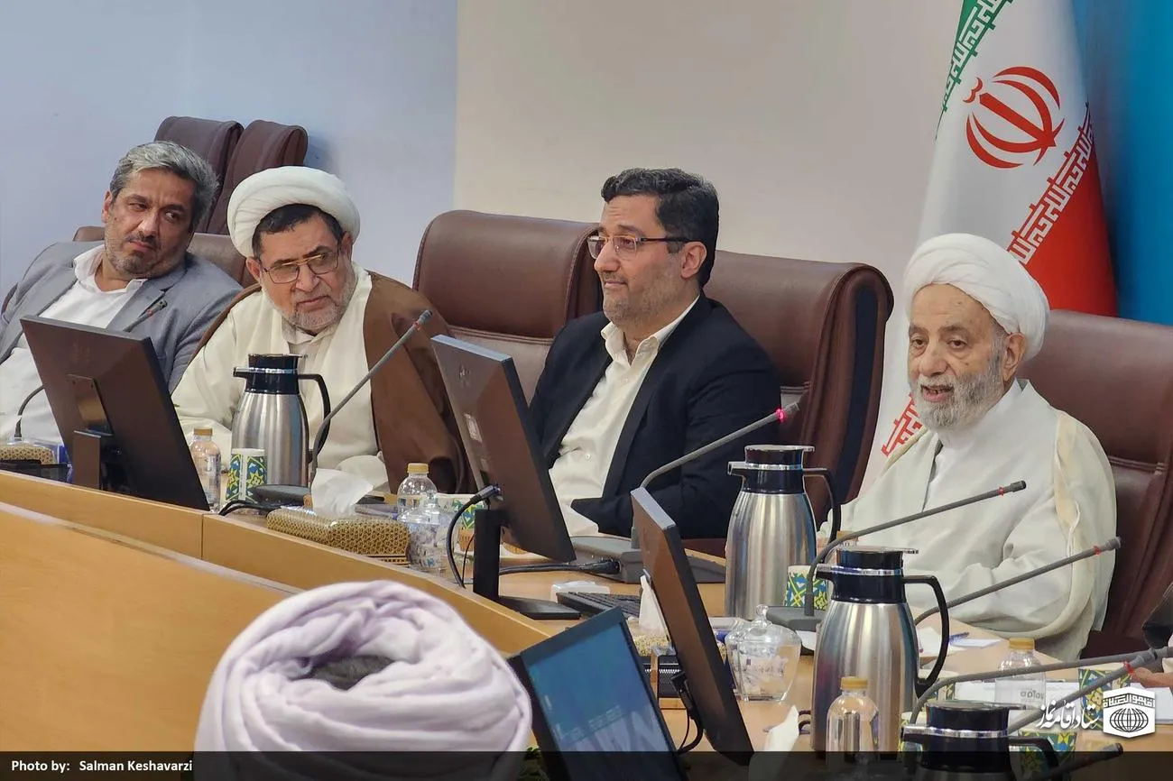 گردهمایی مشترک مدیران ستاد اقامه نماز و معاونین استانداران