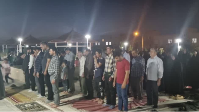 اقامه نماز جماعت در بوستان‌ پرستار شهرستان کهک