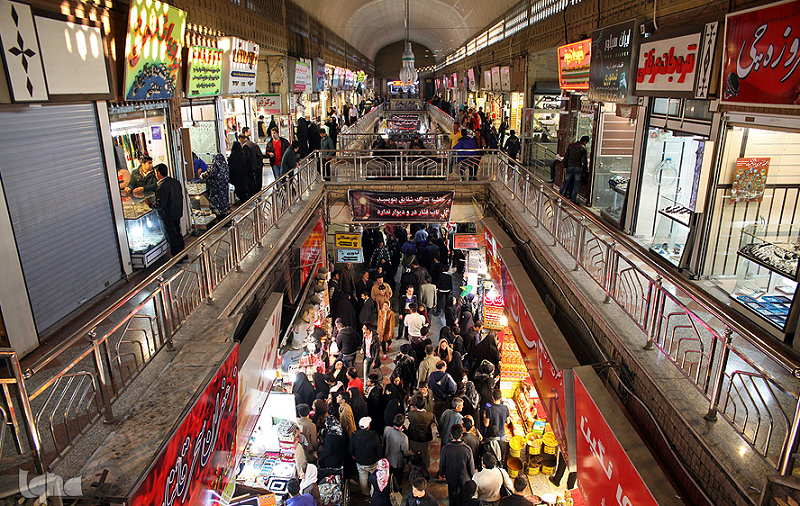گذر از هیاهوی بازار رضا مشهد برای خلوتی کوتاه با خالق مهربانی‌ها