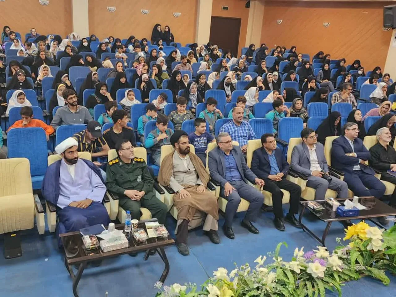 تجلیل از فعالین و خادمین نماز شهرستان نطنز