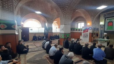 تجلیل از برگزیده گان مسابقات قرآن کریم و سوگواری شهادت امام حسین (ع)