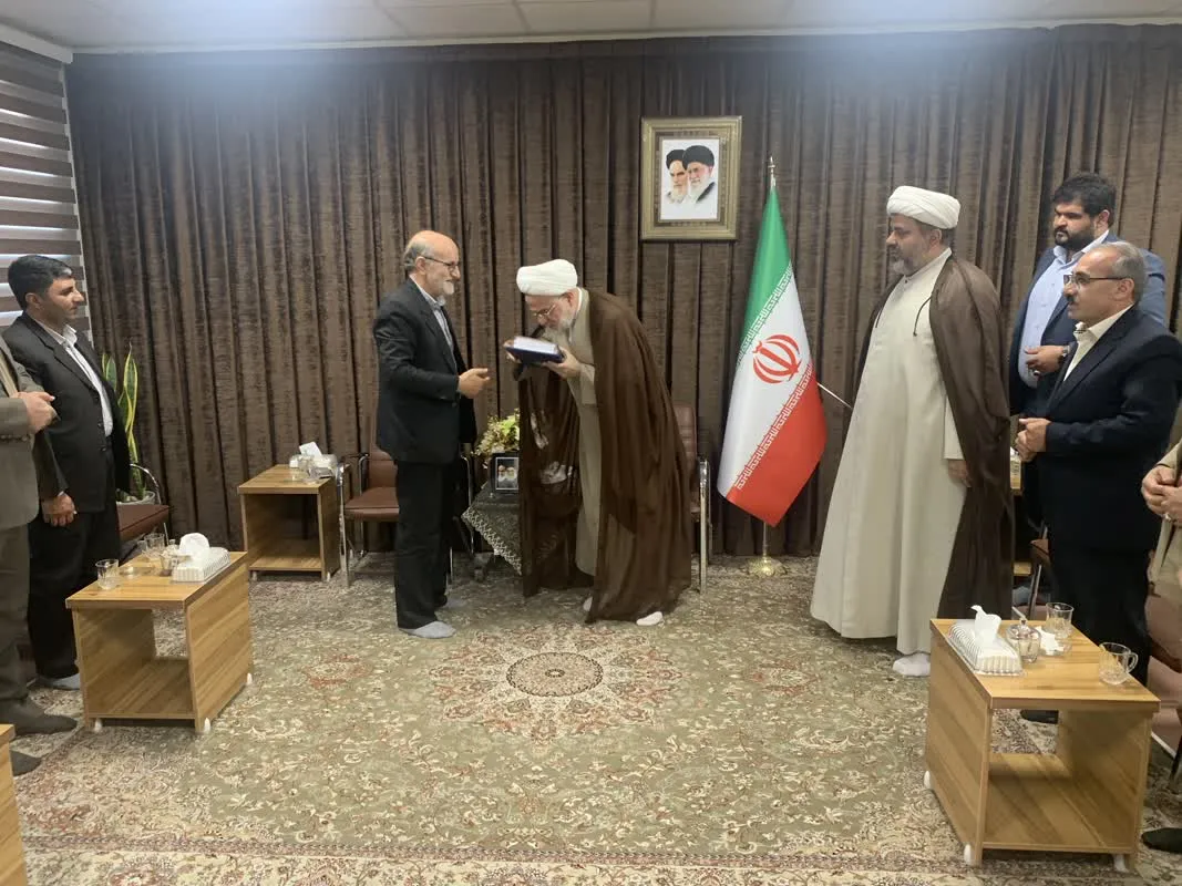 تقدیر رئیس ستاد اقامه نماز کشور از نماینده ولی فقیه در کردستان