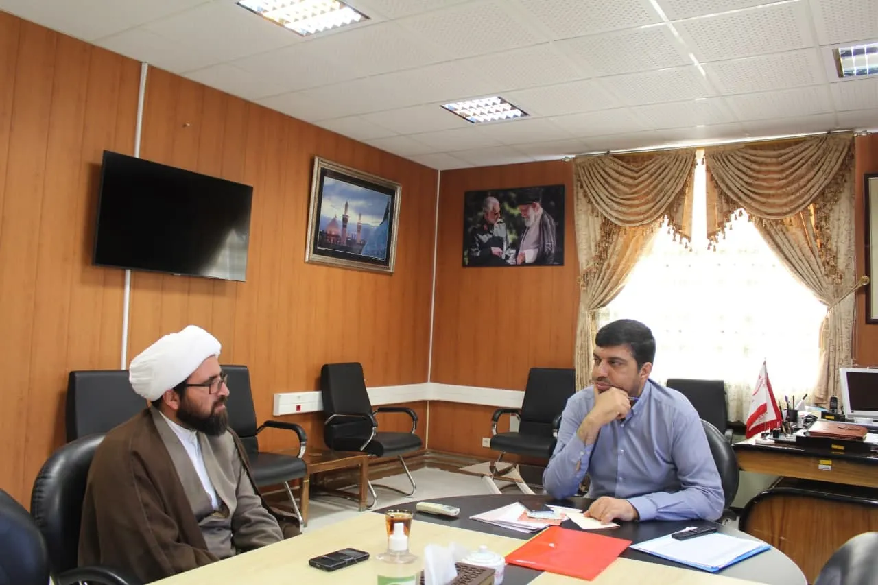 مدیر ستاد اقامه نماز استان مرکزی با فرماندار شهرستان اراک دیدار کرد