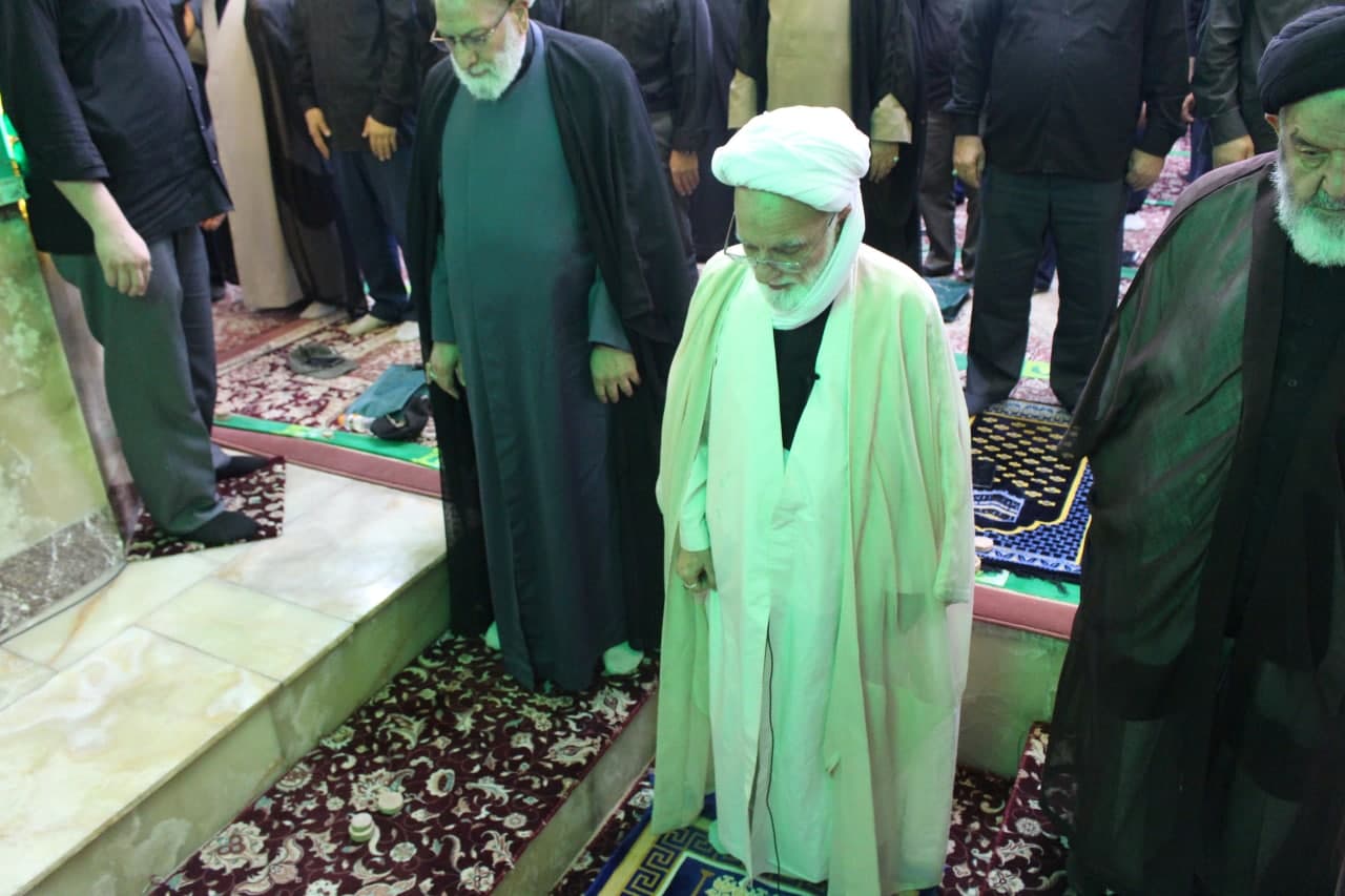 نماز ظهر عاشورا در استان مرکزی اقامه شد