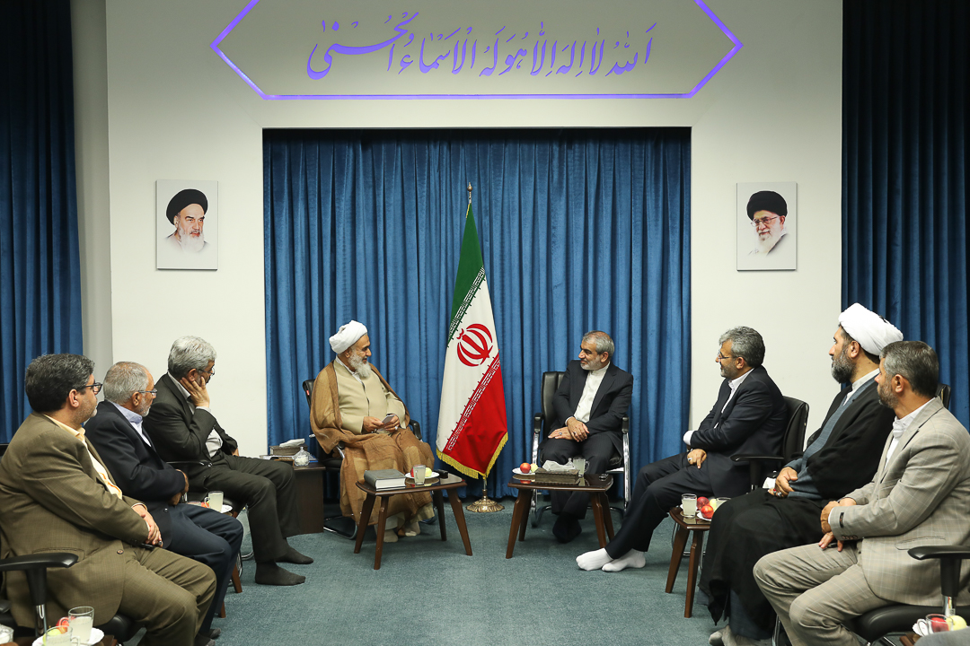 دکتر عباسعلی کدخدایی با نماینده ولی فقیه در استان قزوین دیدار کرد