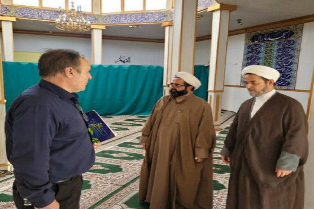 بازدید از مساجد و نمازخانه‌های بین راهی محور قم سلفچگان
