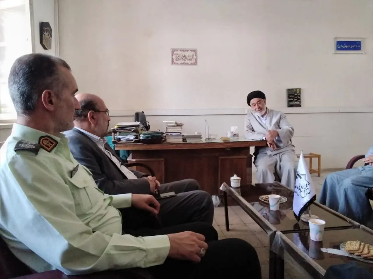 رئیس مجمع نمایندگان مجلس شورای اسلامی استان قزوین با مدیر ستاد اقامه نماز دیدار کرد