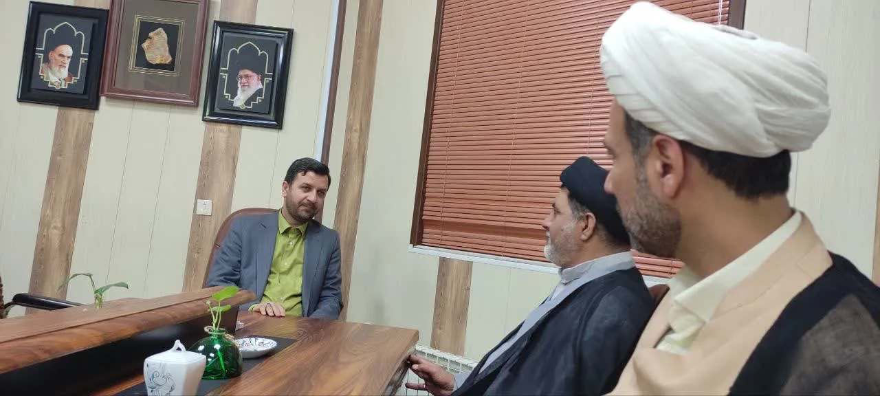 دیدار مدیر ستاد اقامه نماز استان یزد با فرماندار شهرستان زارچ