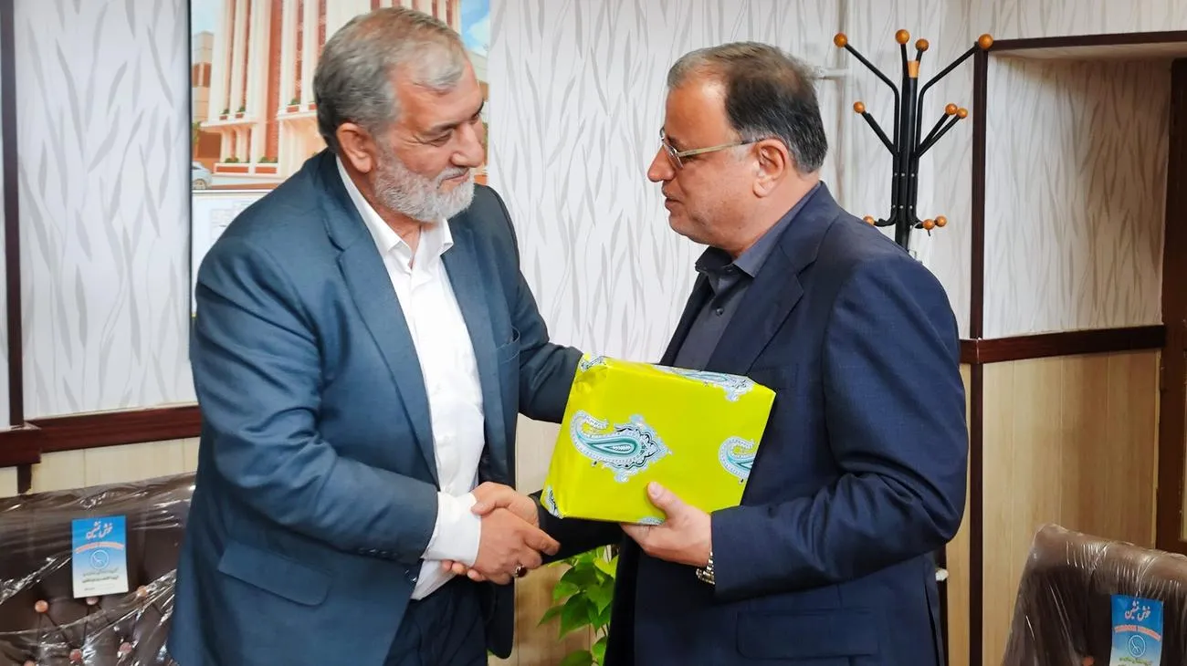 مدیر ستاد اقامه نماز گلستان با مسئول دفتر نماینده ولی فقیه دیدار کرد