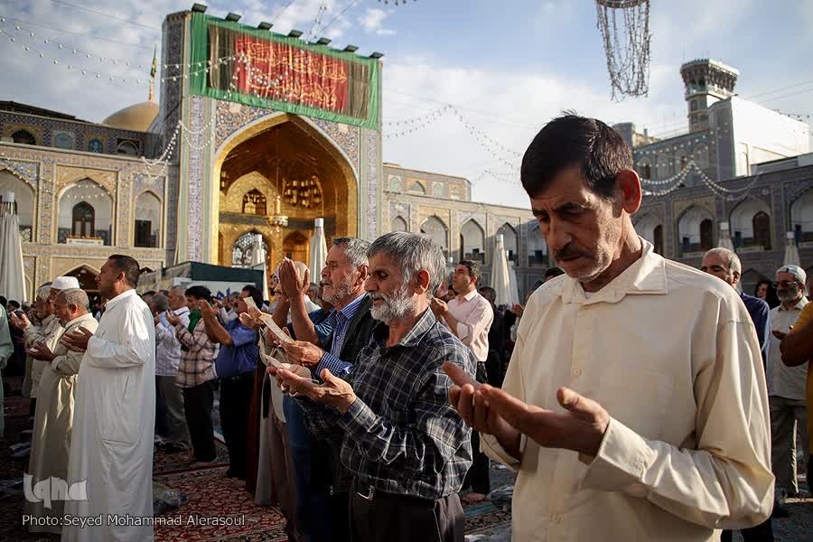 ساعت تحویل اتاق هتلها در مشهد به بعد از نماز ظهر موکول شد