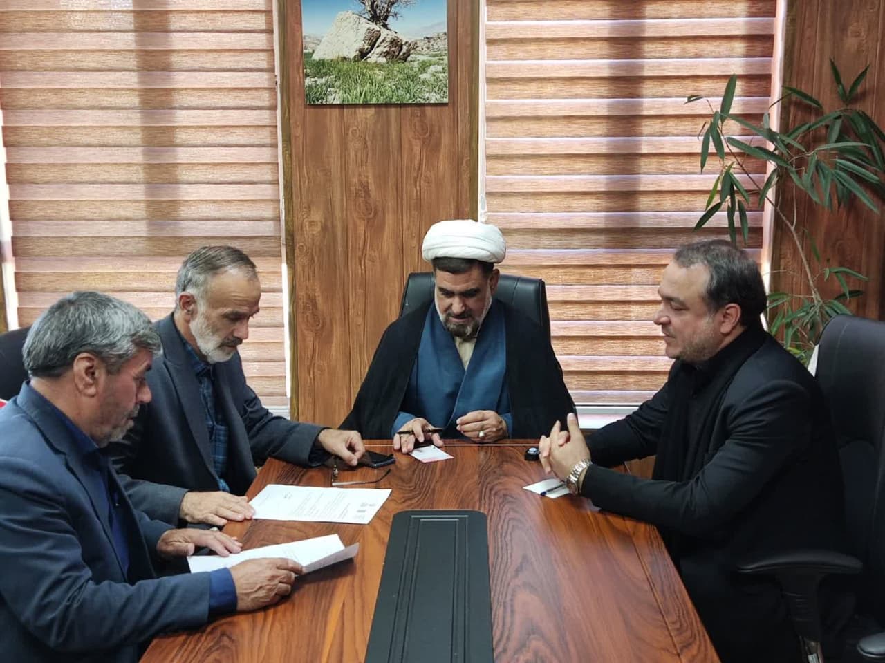 جلسه مشترک ستاد اقامه نماز و امور عشایری استان ایلام برگزار شد