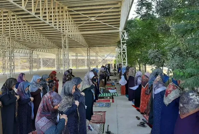 شهروندان اهل سنت کلاله نماز طلب باران خواندند