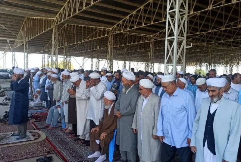 شهروندان اهل سنت کلاله نماز طلب باران خواندند