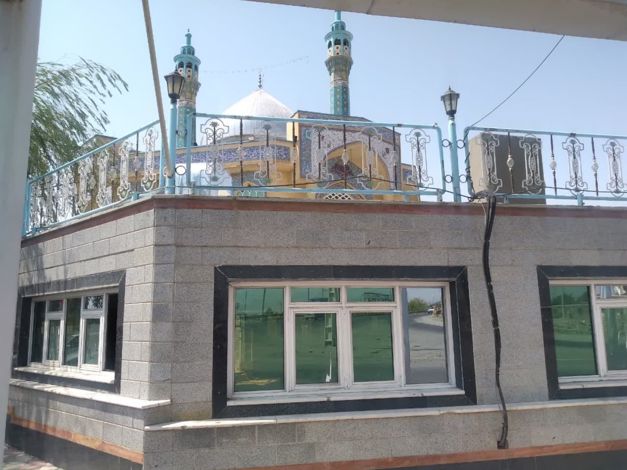 در آستانه اربعین حسینی بازدید از محورهای پرتردد زائران اربعین حسینی، توسط حجت الاسلام صابر کارشناس نظارت و ارزیابی، فروتنی ناظر نماز خانه های بین راهی و دبیر نماز شهرستان تبریز و سایر دبیران نماز در شهرستان های استان از روز بیست و پنجم مرداد تا اربعین حسینی انجام می شود.