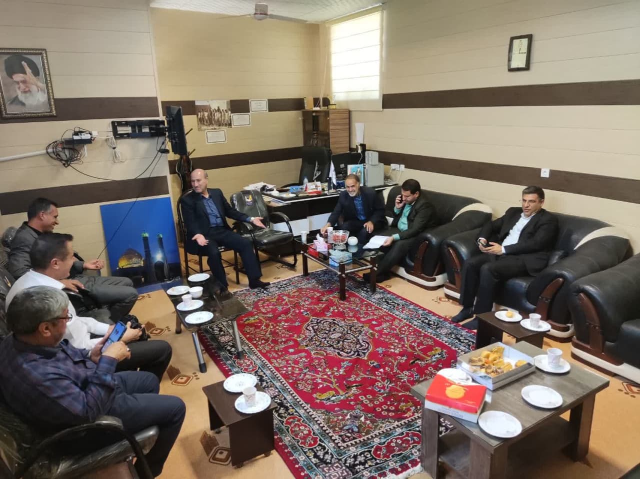 مدیرکل امور مالیاتی استان ایلام با مدیر ستاد اقامه نماز استان دیدار کرد