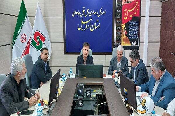 جلسه کمیته نظارت بر نمازخانه های بین راهی ستاد اربعین