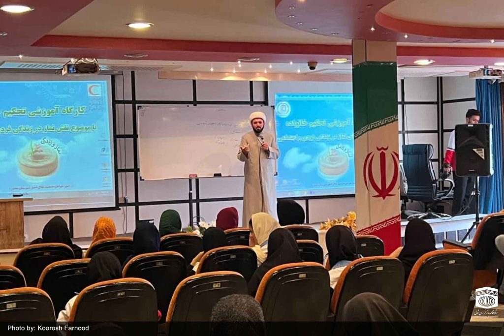 نشست جوانان هلال احمر خراسان شمالی