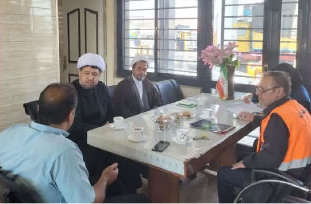 بازدید کارگروه نظارت قم از مجتمع های خدماتی بین راهی آزادراه سلفچگان _ ساوه