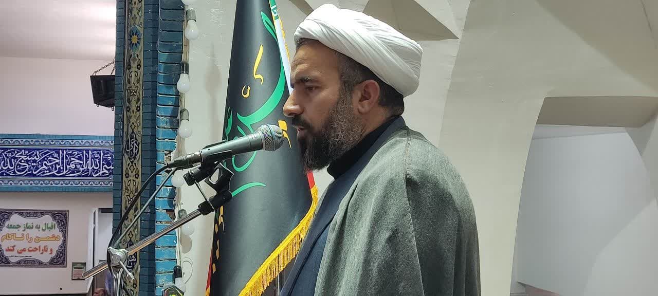 سخنرانی مدیر ستاد اقامه نماز خراسان جنوبی پیش از خطبههای نماز جمعه