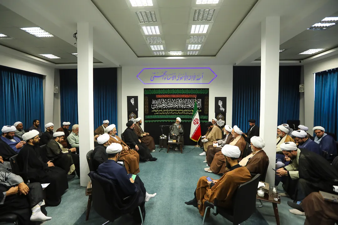 مساجد باید تقویت‌کننده‌ «ایمان» و «امید» در جامعه باشند
