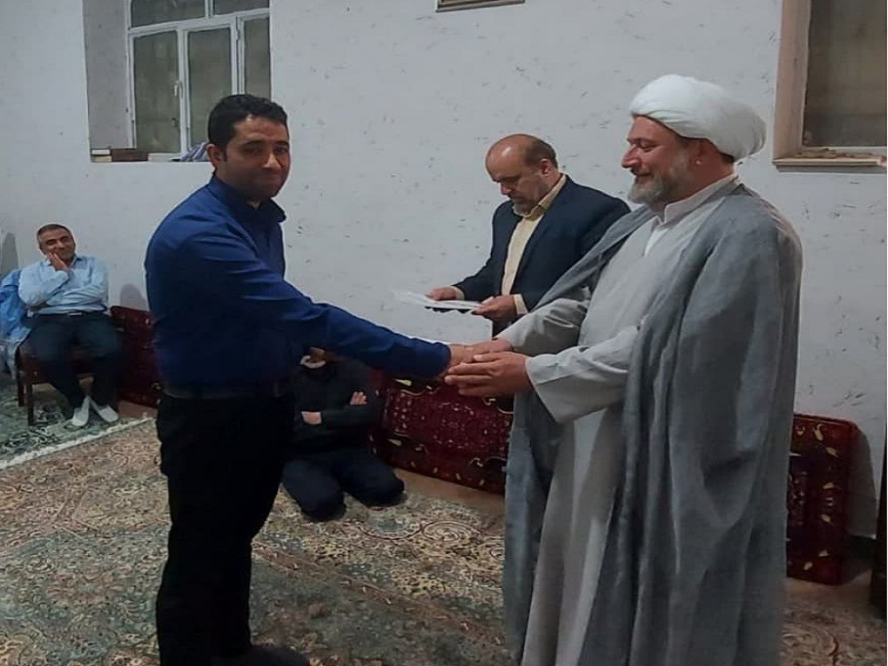 آیین تجلیل از خادمین و فعالین نماز فرمانداری کهک برگزار شد