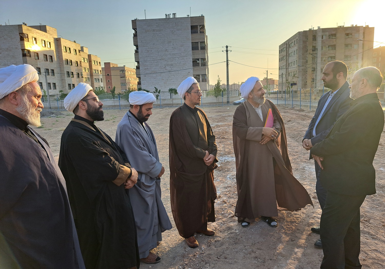 آیین کلنگ زنی مسجد صاحب الزمان(عج) پردیسان قم برگزار می شود