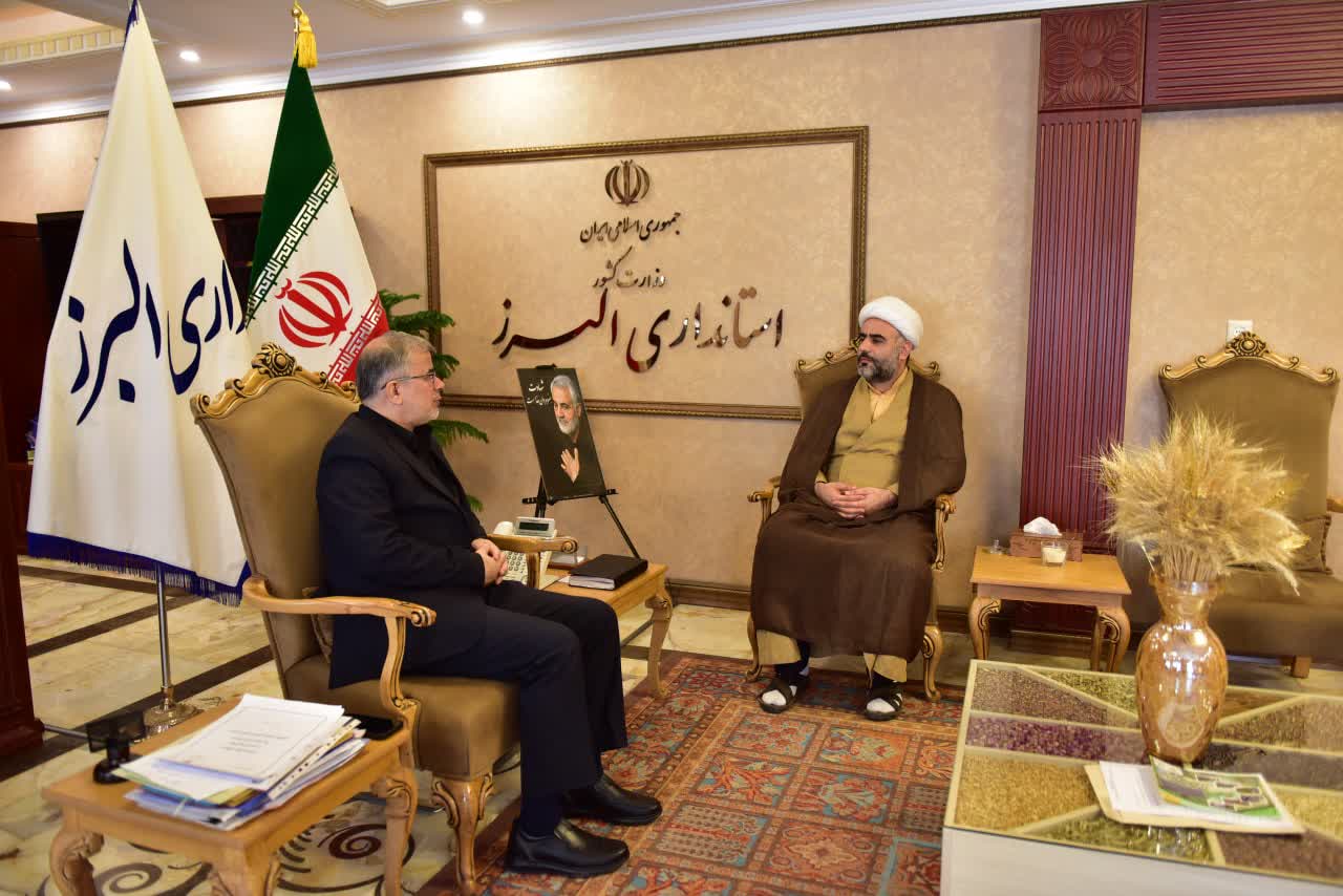 دیدار مدیر ستاد اقامه نماز با استاندار البرز