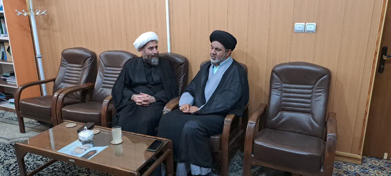 نشست هماندیشی نماز جماعت ادارات با حضور مدیر ستاد اقامه نماز استان یزد و مدیرکل اداره تبلیغات اسلامی استان برگزار شد.