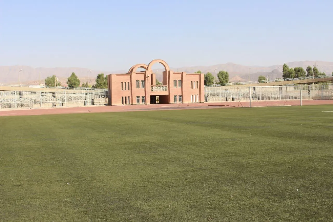مدیر ستاد اقامه نماز استان سمنان نماز خانه ورزشگاه ولایت را افتتاح کرد
