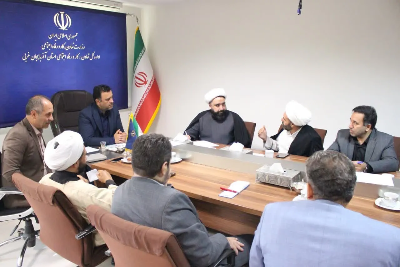 جلسه شورای اقامه نماز اداره کل تعاون، کار و رفاه اجتماعی برگزار شد