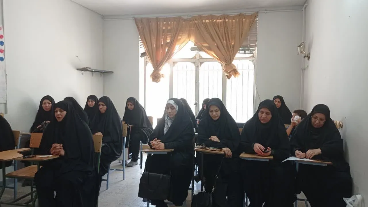 دوره آموزشی ترویج فرهنگ اقامه نماز فارس