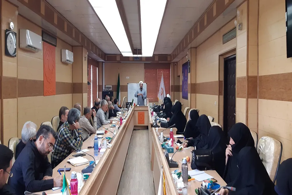 سومین جلسه هسته مرکزی یاوران نماز قم برگزار شد