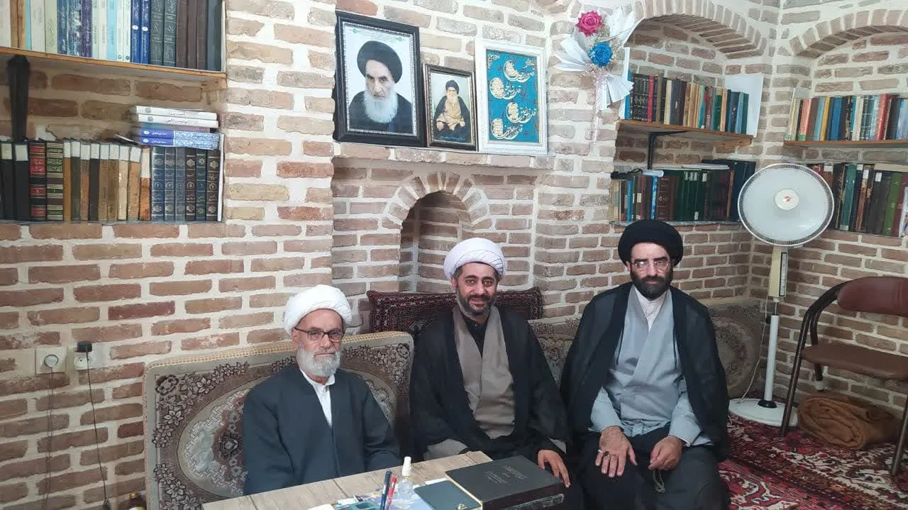 دیدار مدیر ستاد اقامه نماز با نماینده آیت الله سیستانی در آذربایجان شرقی