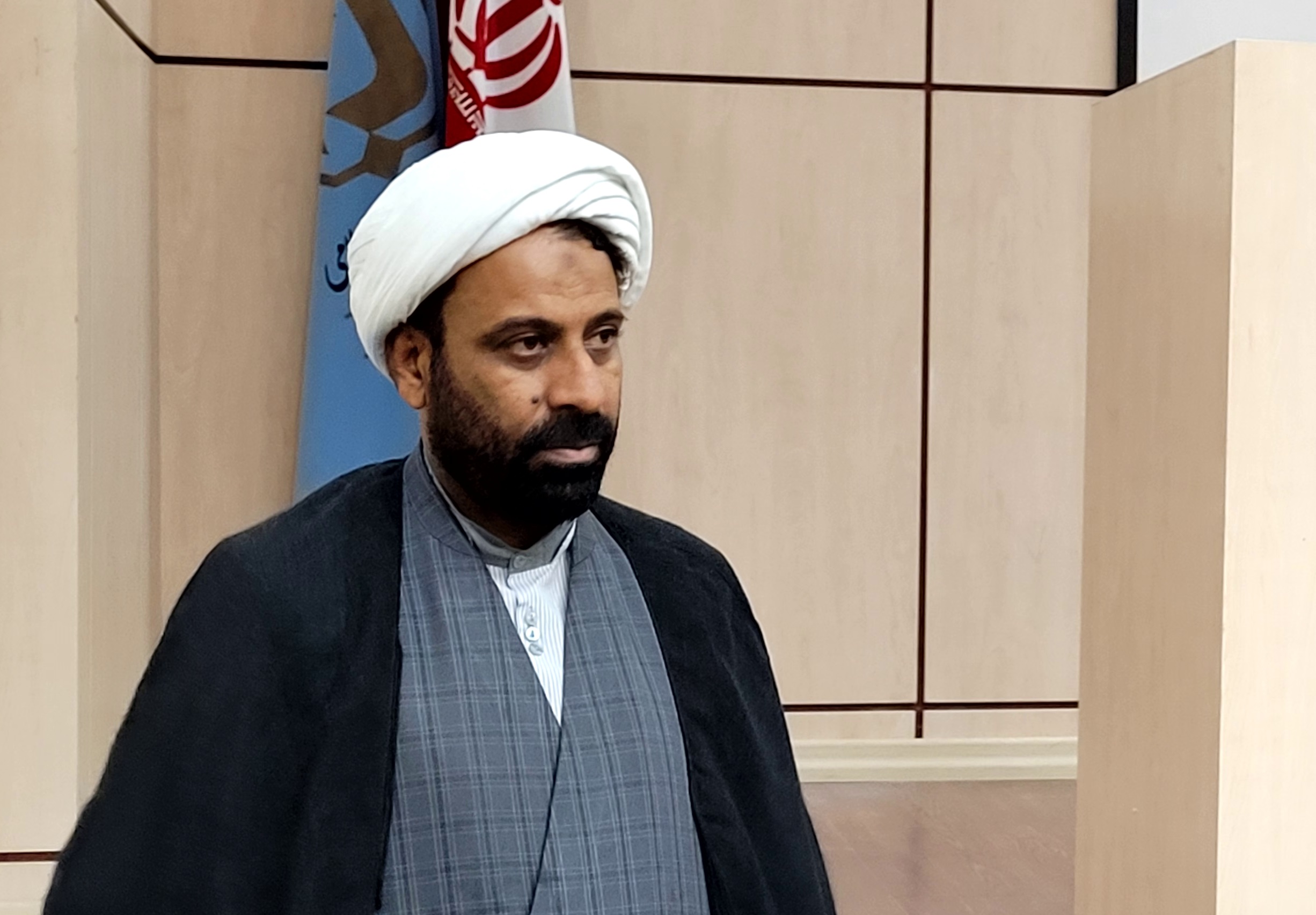 مراسم معنوی شبی با قرآن در بندرعباس برگزار شد