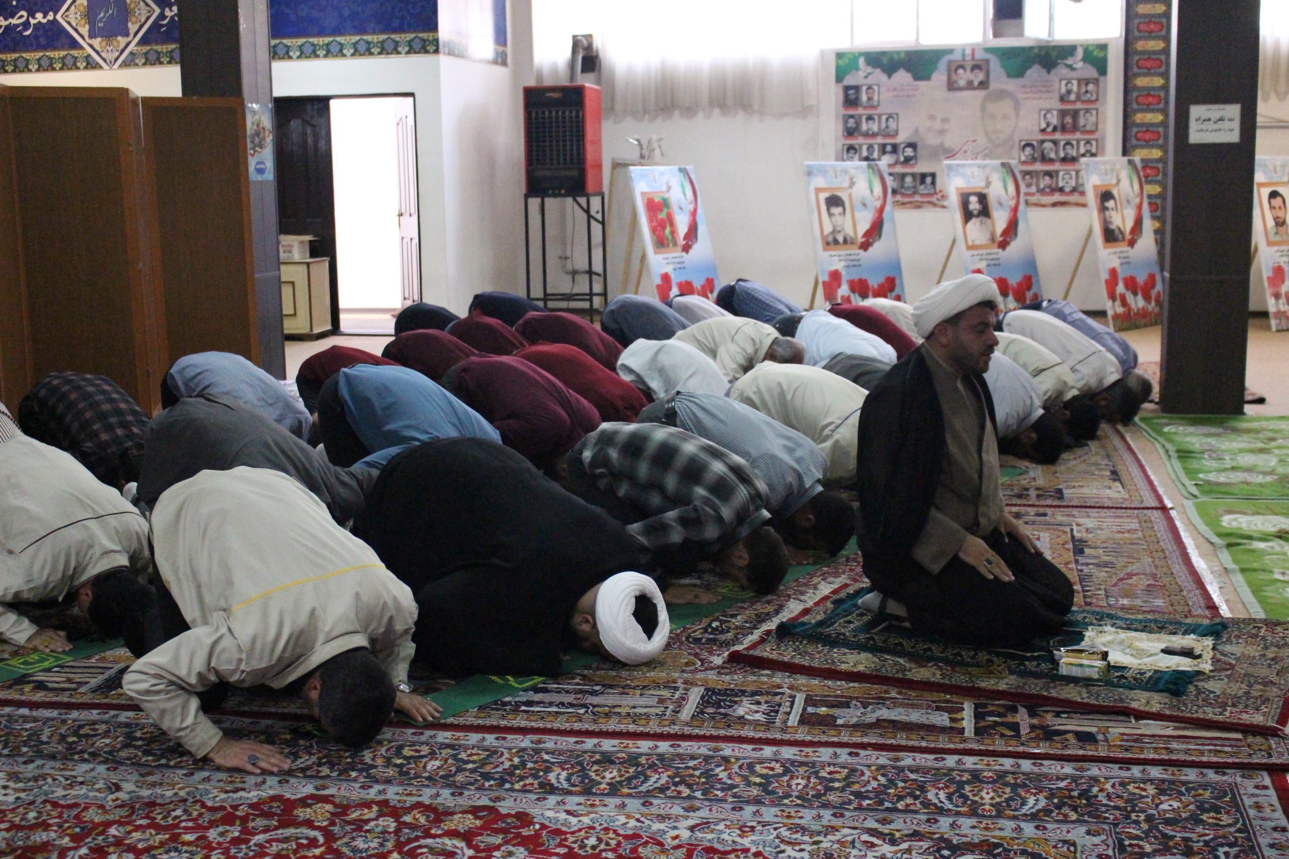 مراسم بزرگداشت هفته دفاع مقدس در مجتمع دخانیات ارومیه