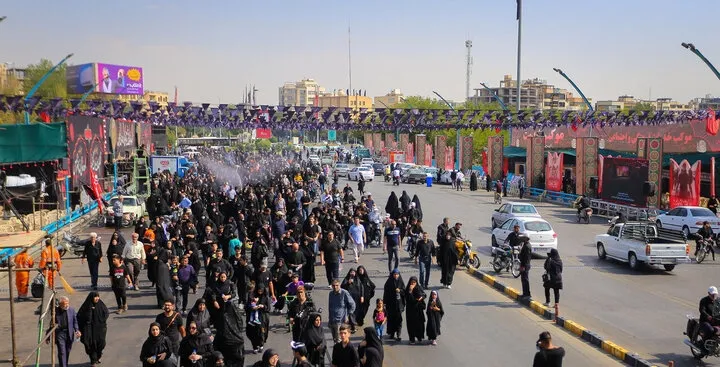 نماز ظهر اربعین اصفهان