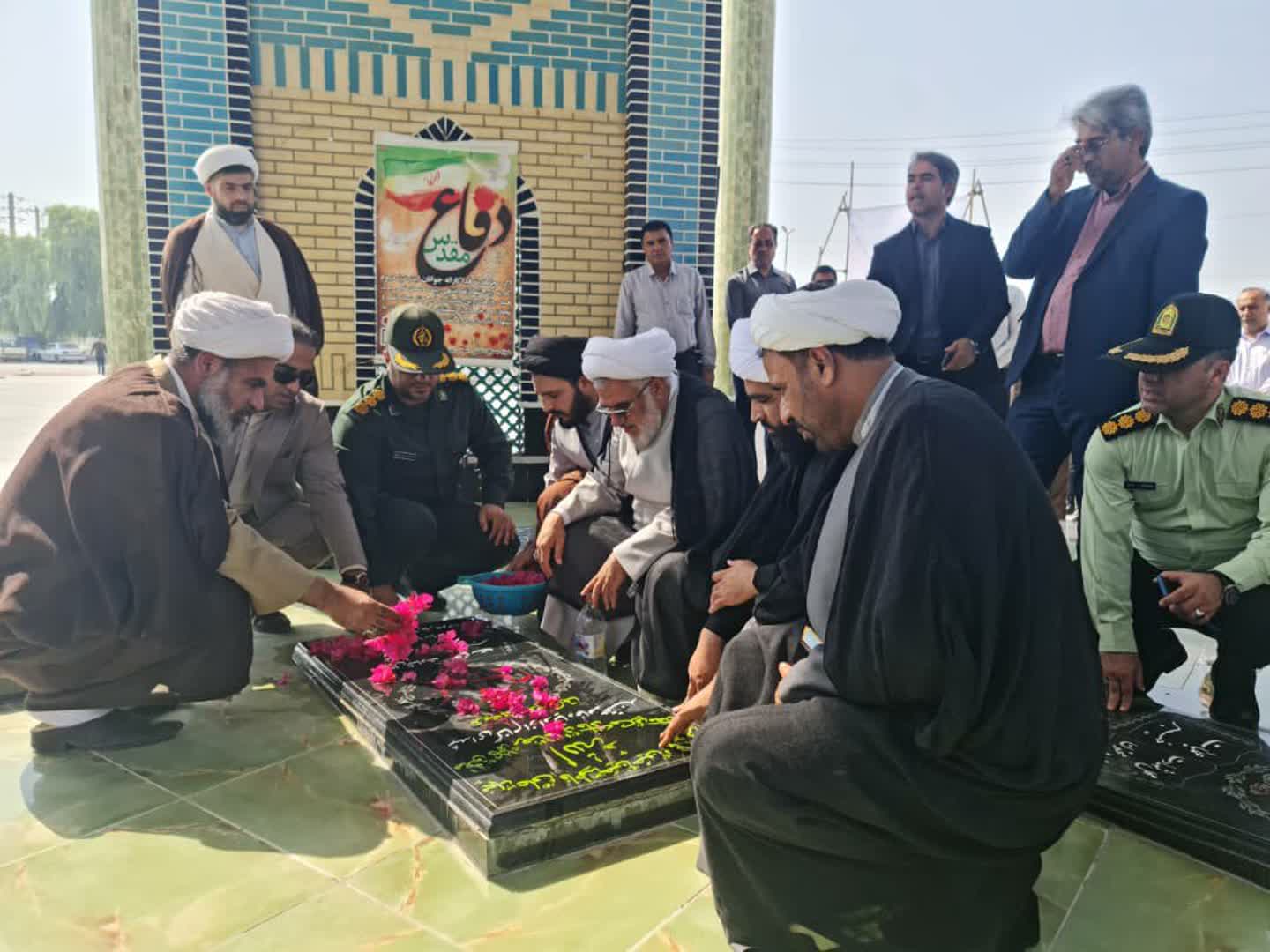 بازدید مدیر ستاد اقامه نماز هرمزگان از شهرستانهای غرب استان