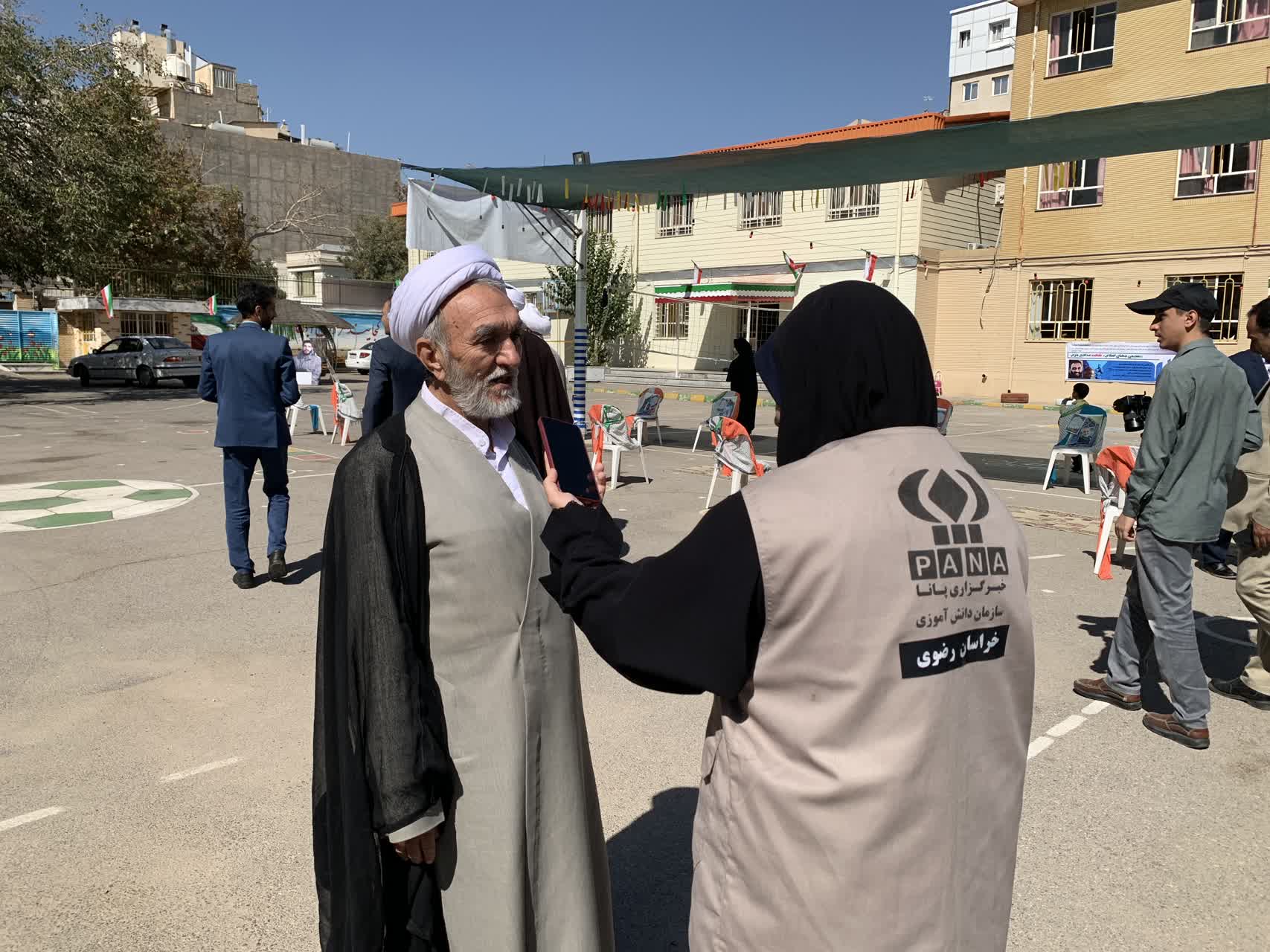 نگاه ما به نماز باید نگاه تربیتی باشد