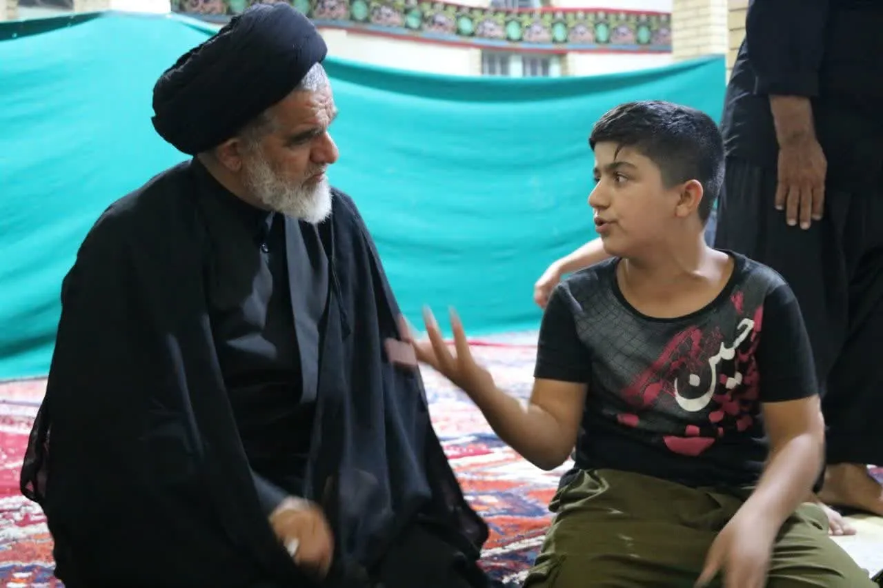 آموزش عملی نماز و وضو توسط امام جمعه شهرستان دهلران