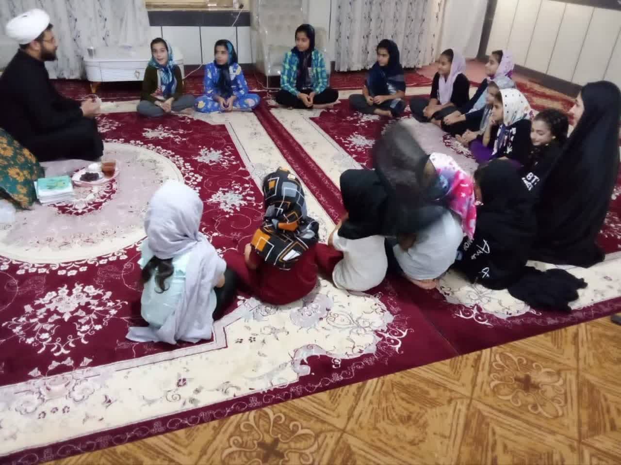 نشست نمازشناسی در شهرستان دهلران برگزار شد