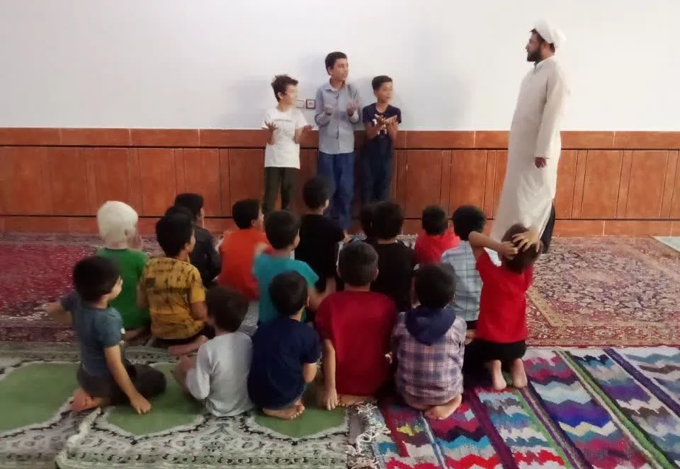 طرح درستخوانی نماز در شهرستان دهلران درحال اجرا میباشد