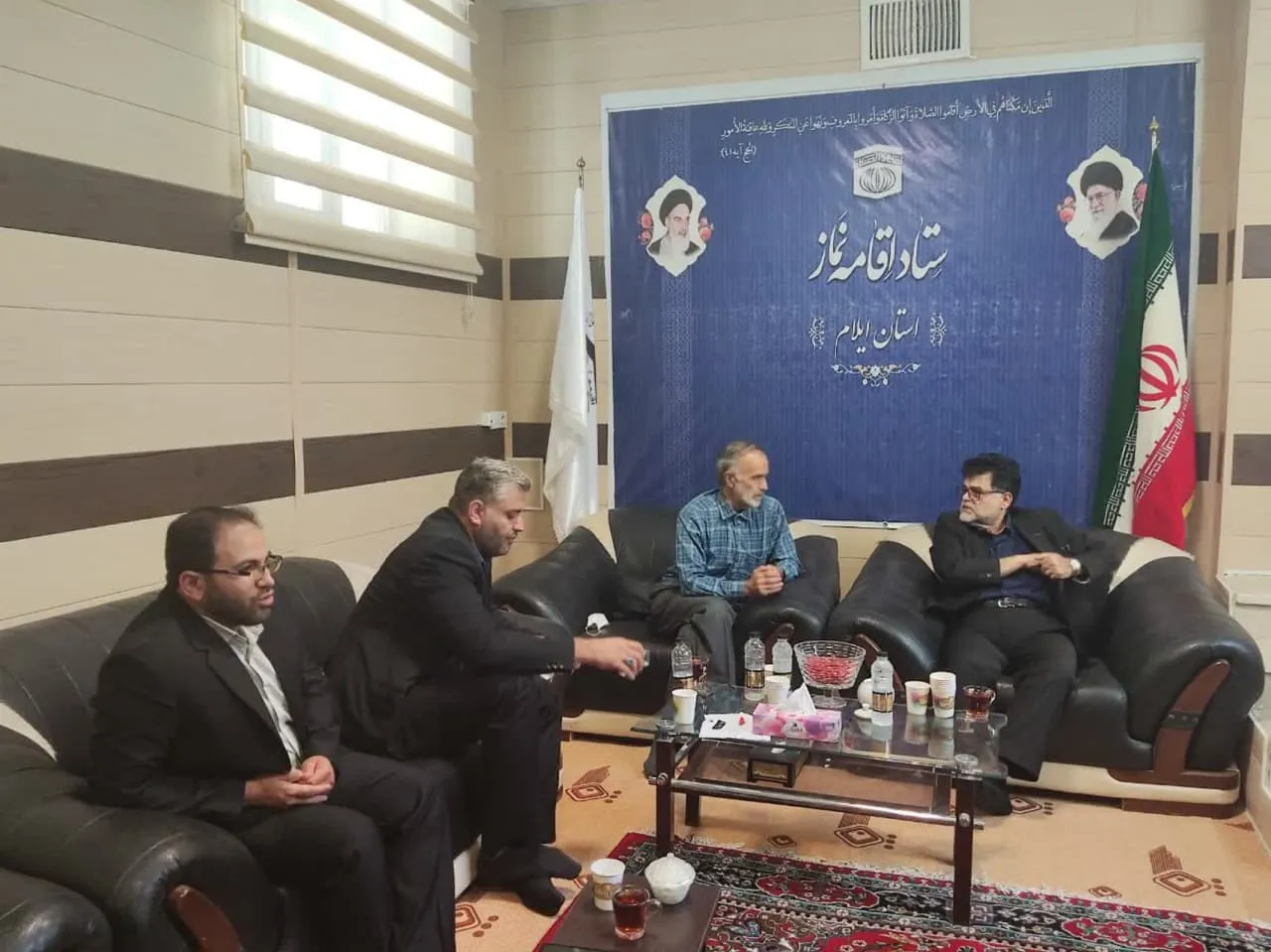 دیدار مدیر تأمین اجتماعی با مدیر ستاد اقامه نماز استان ایلام