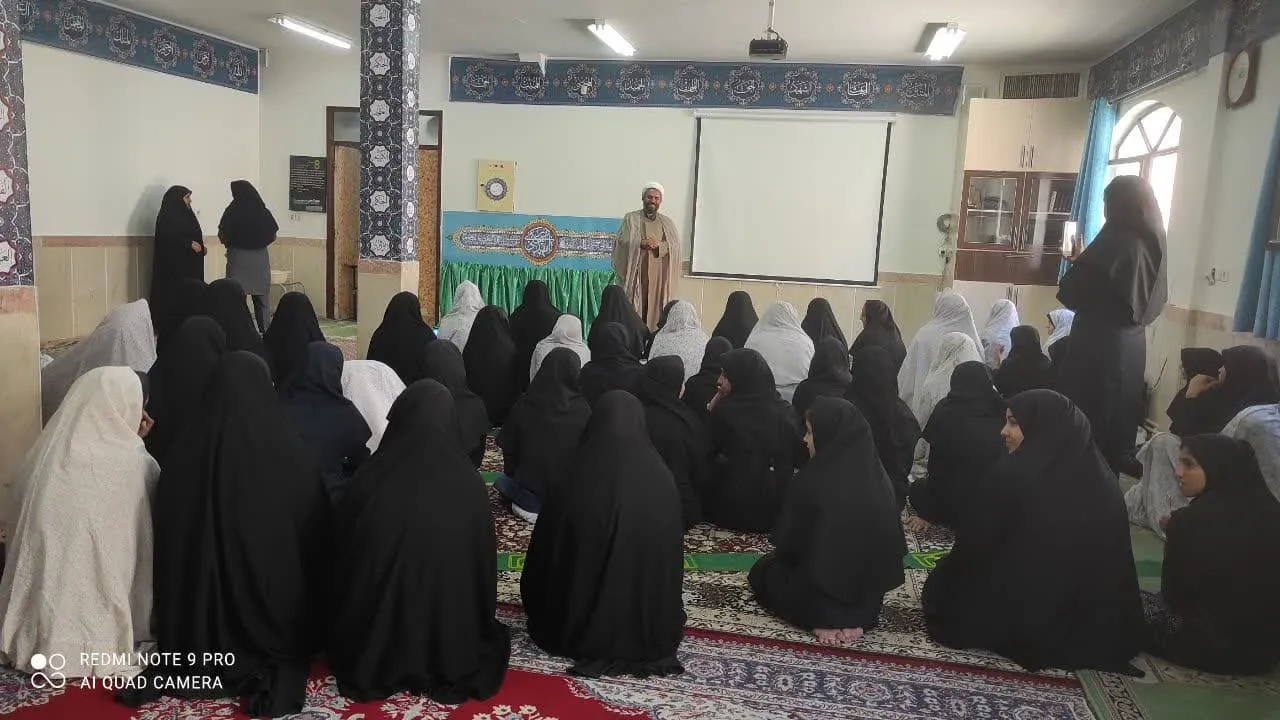 برگزاری نشست تخصصی نماز ویژه دانش آموزان