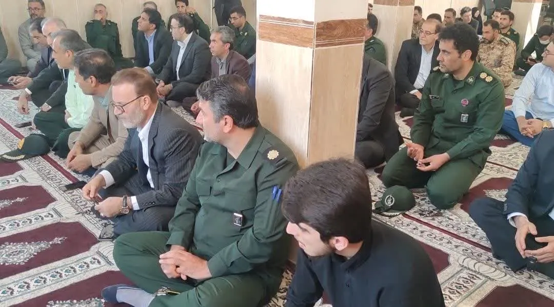 زنگ نماز در مدرسه دخترانه شاهد گیلانغرب نواخته شد