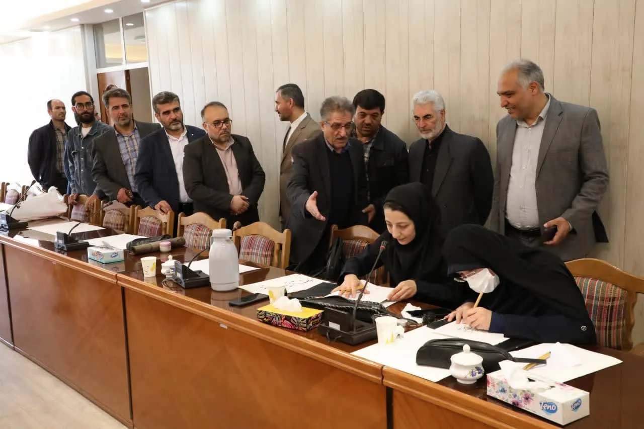 ورکشاپ و نمایشگاه خوشنویسی نماز در اردبیل