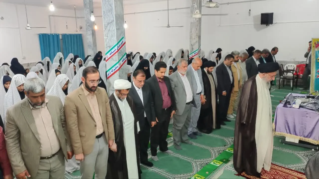 زنگ نماز در دبیرستان شاهد گرگان