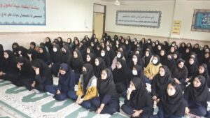 نشست دانش آموزی با موضوع نماز در مدارس شهرستان آزادشهر