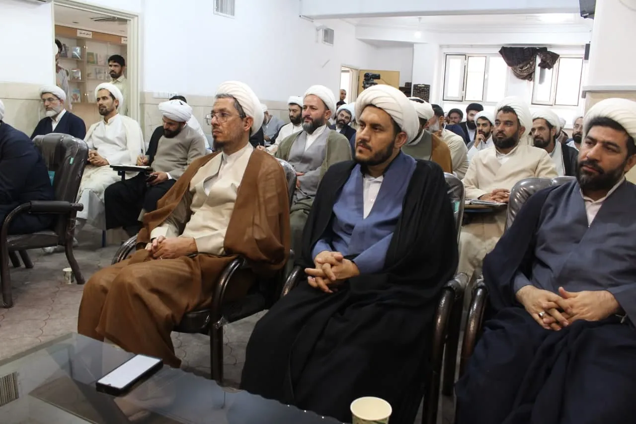 آیین تجلیل از زحمات حجت الاسلام و المسیلمین کلباسی در مرکز تخصصی نماز برگزار شد